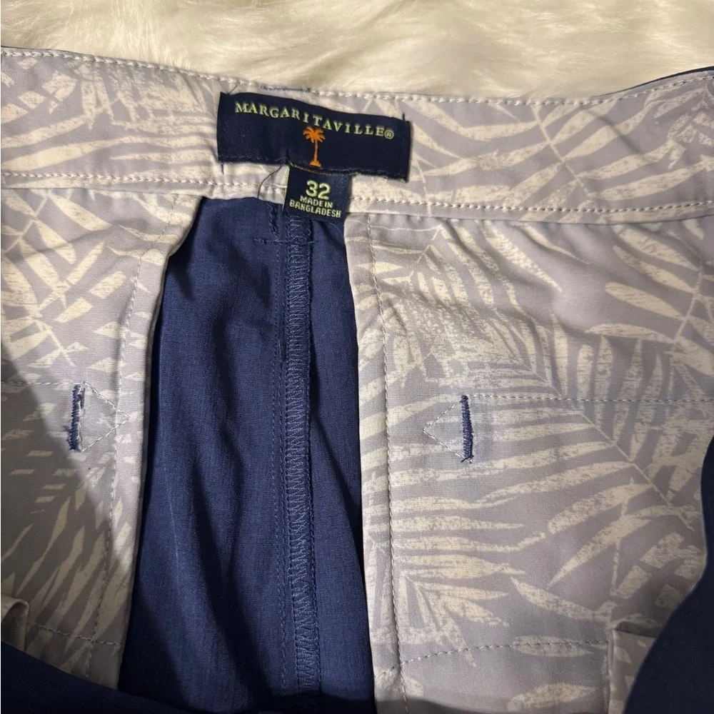 Margaritaville Blue Quick Dry Streach Shorts Size 32, NWT